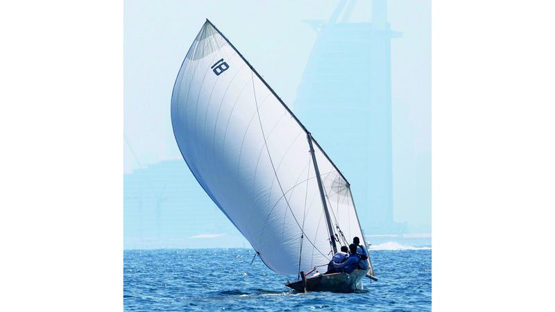 الامارات | «الشراعية 22 قدماً» تبحر أمام شواطئ جميرا الجمعة