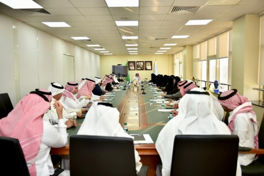 خطة شاملة.. "التعليم" تعتمد تسكين الموظفين الزائدين وفق الاحتياج