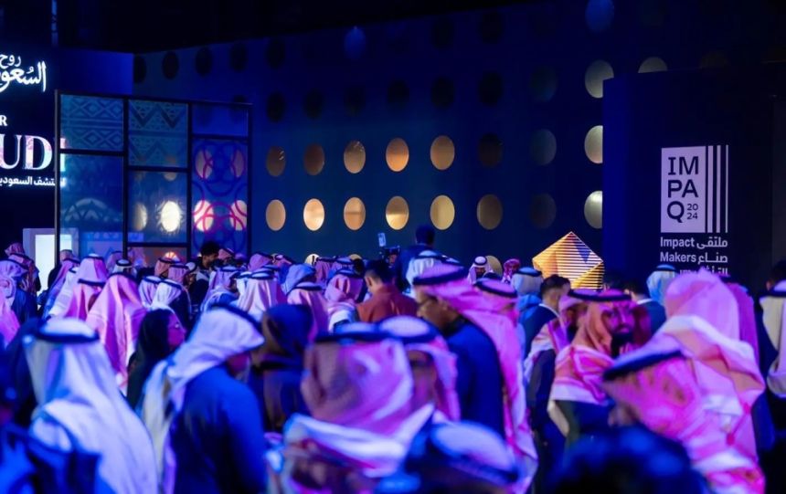 جلسات حوارية بصبغة عالمية.. اختتام فعاليات اليوم الأول من ملتقى صناع التأثير