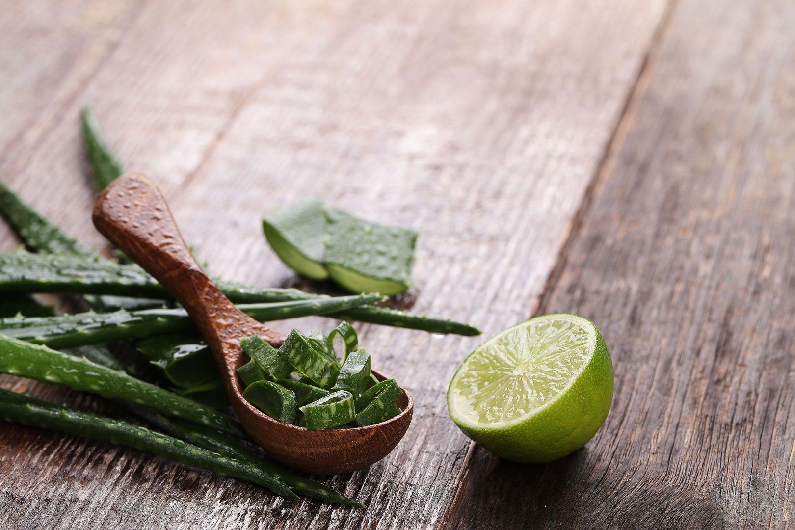 ماسكات طبيعية مذهلة للعروس للحصول على بشرة مثالية قبل أسبوع من الزفاف