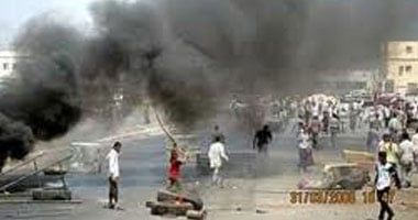 غارات إسرائيلية على صنعاء والحديدة تطال محطتى كهرباء وميناء ومنشأة نفطية