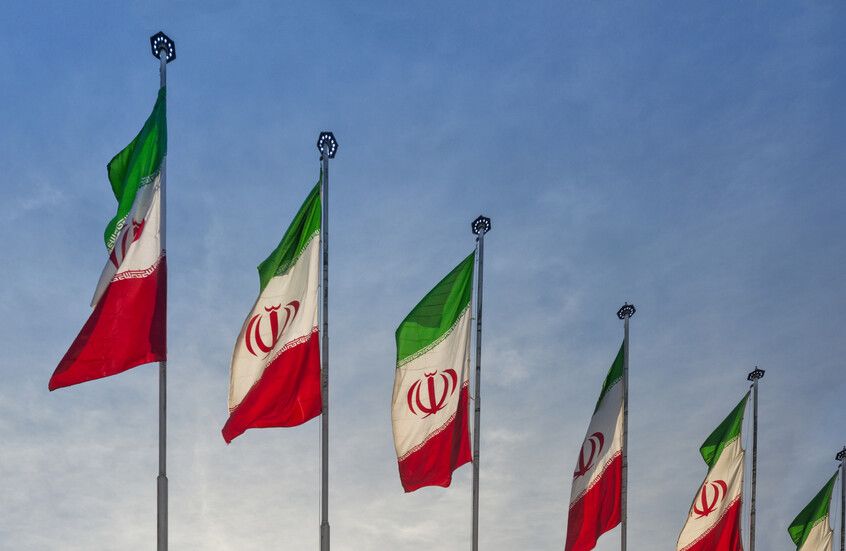 الخليج اليوم .. إيران تدين الهجوم الإسرائيلي الأخير على اليمن