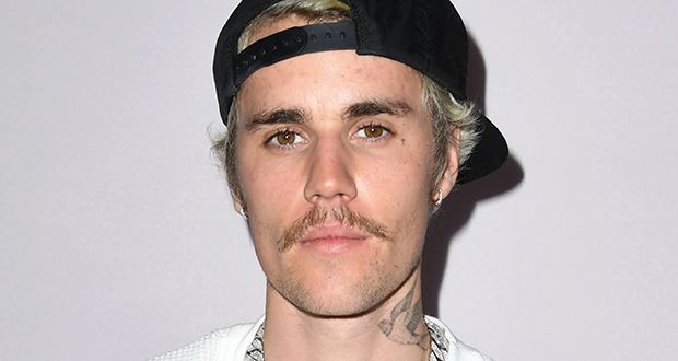 جاستن بيبر يثير الجدل بمنشور غامض بعد خطوبة سيلينا غوميز