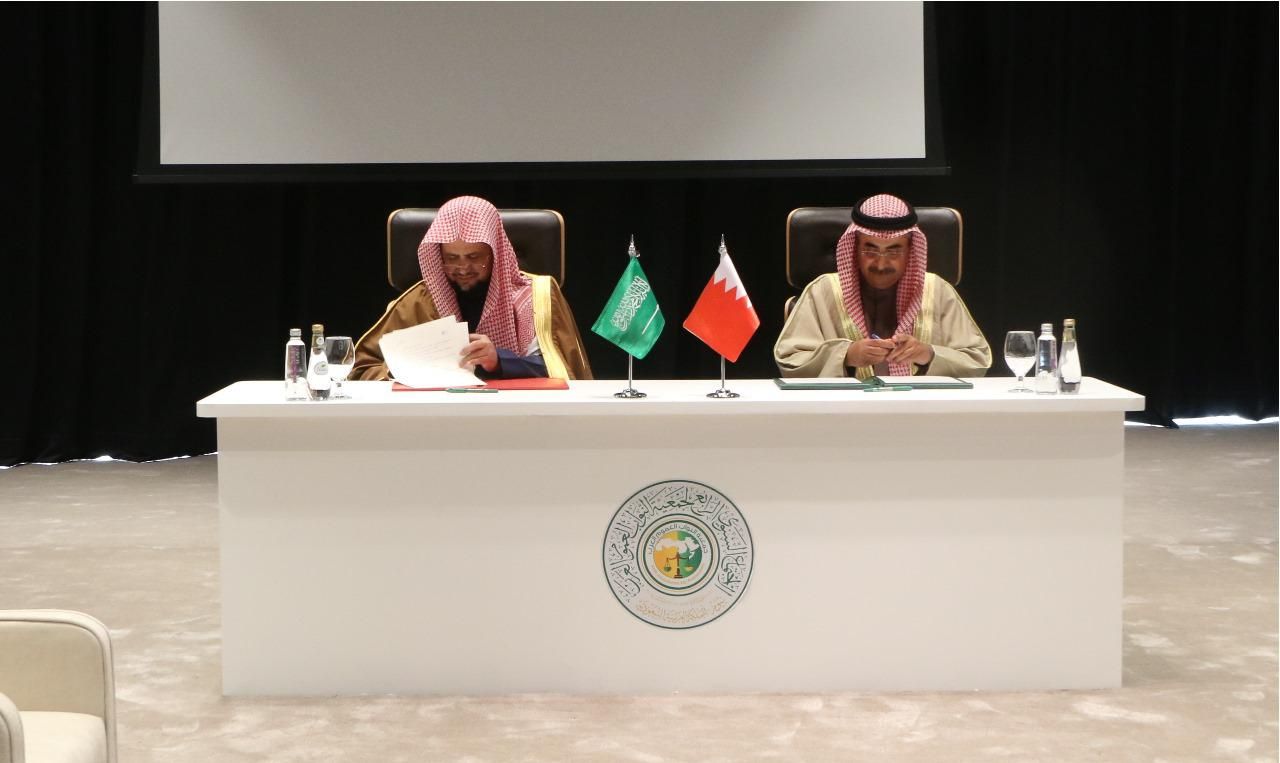 السعودية | النائب العام ونظيره البحريني يوقعان اتفاقية تعاون مشترك في مجال مكافحة الجريمة الأصلية والإرهاب وتمويله وغسل الأموال