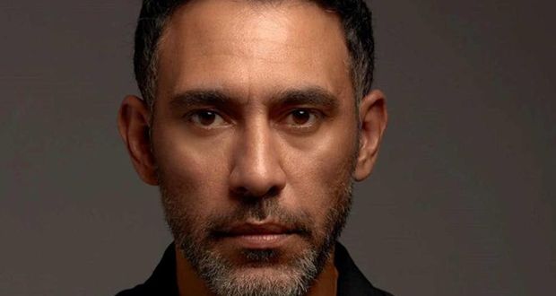 عمرو مصطفى يهاجم المعتذرين عن حفل تأبين محمد رحيم