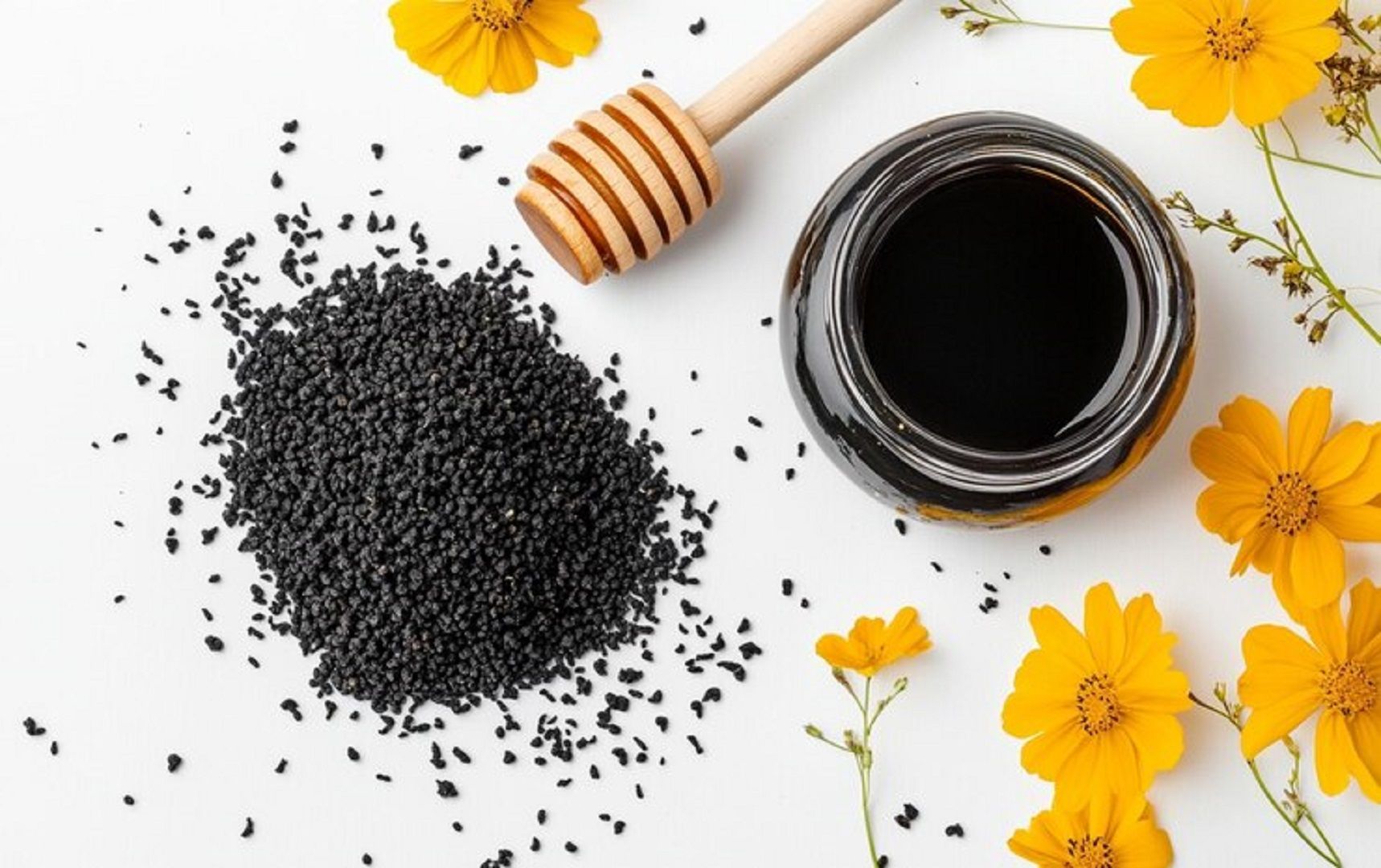 الحبة السوداء لشعر أقوى وأكثر كثافة.. فوائد لا حصر لها يجب أن تعرفيها