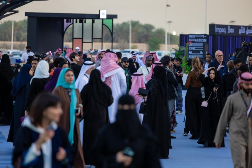 اتفاقيات ومبادرات.. ختام ملتقى صناع التأثير بمشاركة 1500 مؤثر