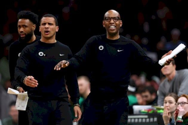 أن بي ايه: تغريم مدرب بوسطن سلتيكس ماتزولا ولاعب بروكلين نتس كلاكستون