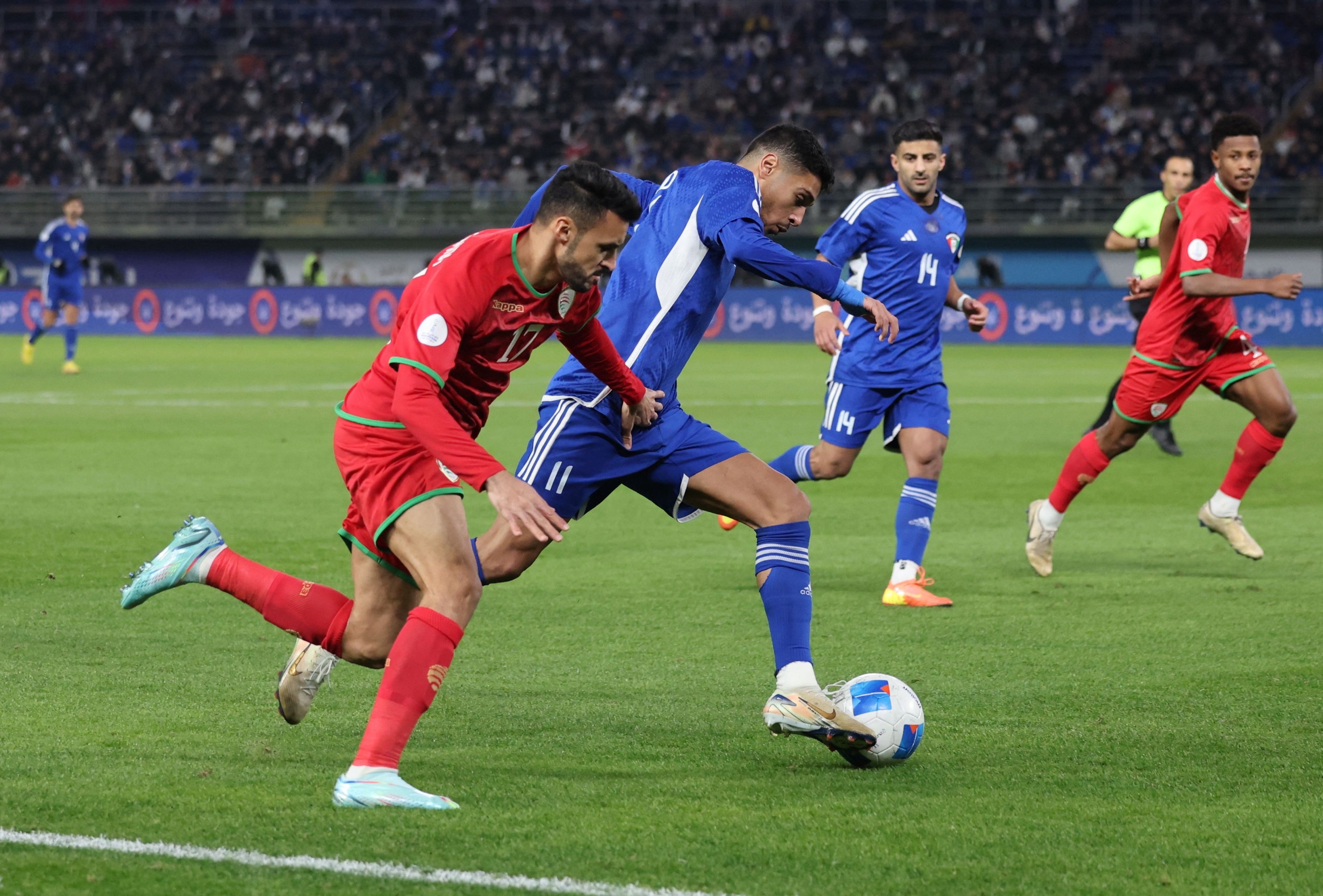 الامارات | بحضور 42 ألف مشجع.. الكويت وعمان "حبايب" في افتتاح "خليجي 26"