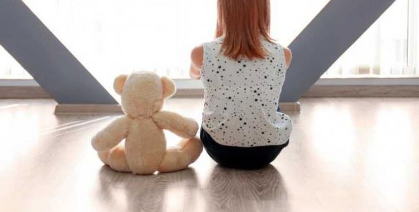 دراسة تدق ناقوس الخطر.. أعراض إصابة الطفل بالتوحد وكيفية علاجه