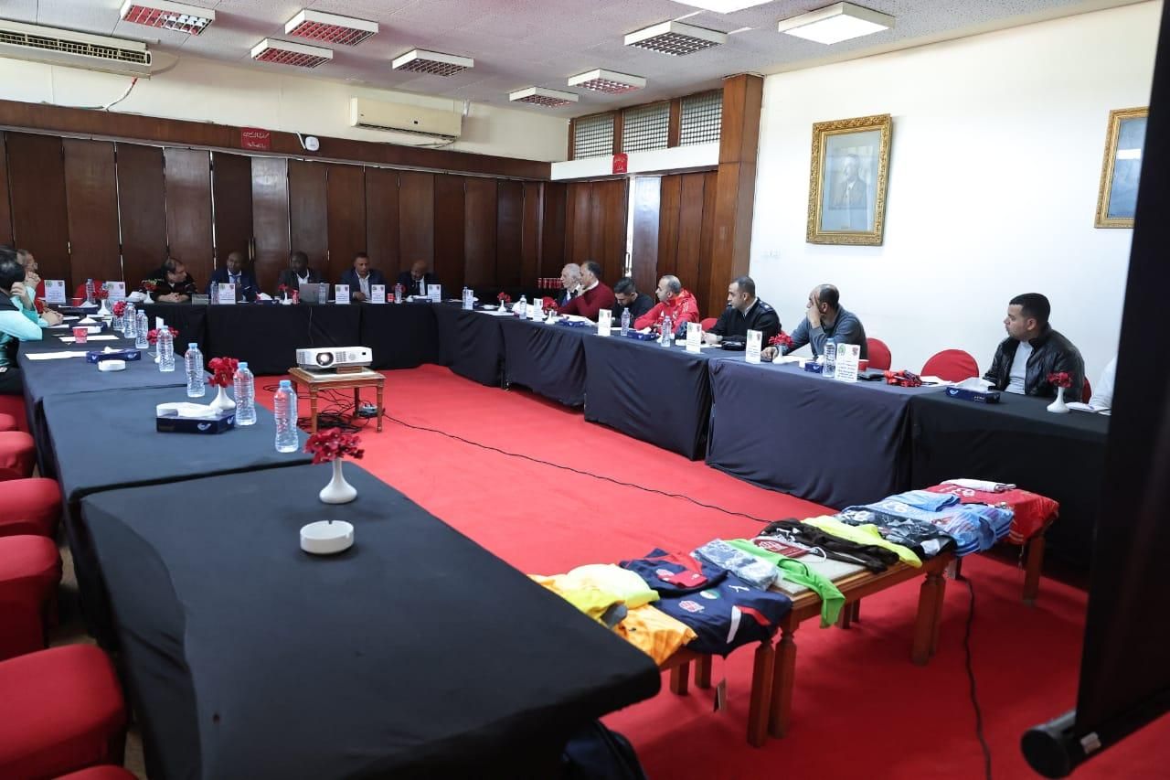 تفاصيل الاجتماع الفني لمباراة الأهلي وشباب بلوزداد بدوري الأبطال