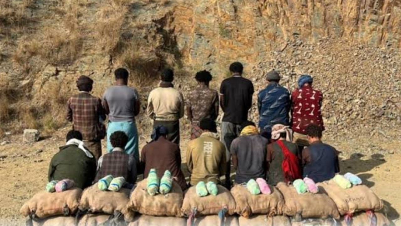 القبض على 16 شخصًا في السعودية معظمهم