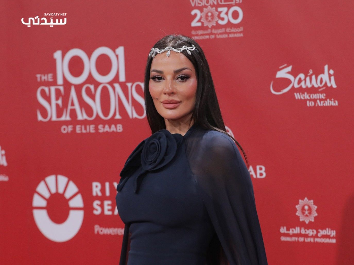 حصاد 2024: أكثر الأكسسوارات رواجاً التي اعتمدتها النجمات في تسريحات الشعر