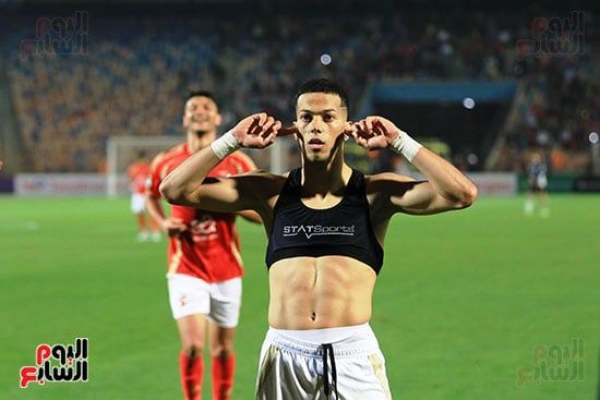 نزول كهربا وخروج وسام أبو علي من مباراة الأهلى وشباب بلوزداد