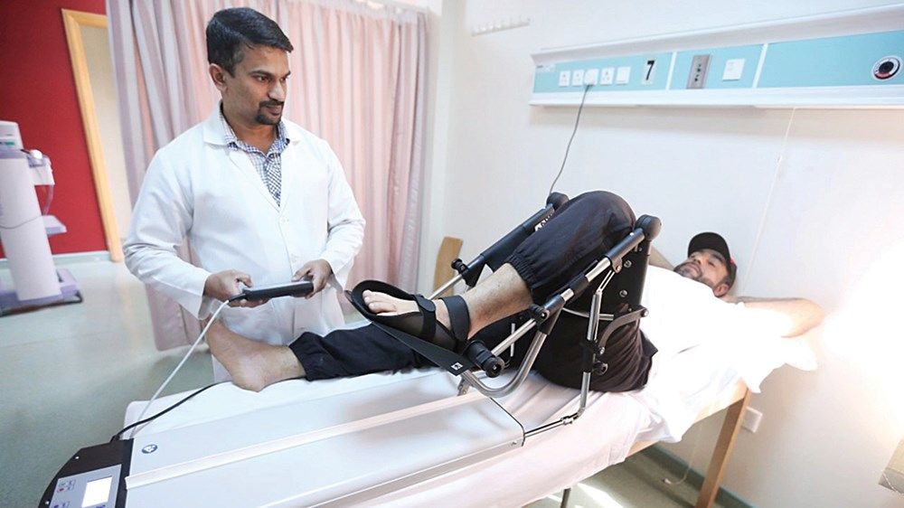 العلاج الطبيعي وإعادة التأهيل.. خدمات نوعية في أبوظبي