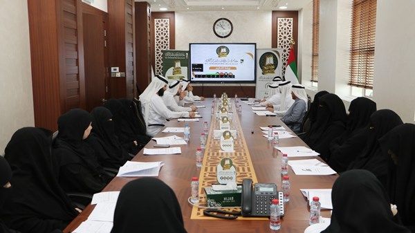 «رأس الخيمة للقرآن الكريم» تناقش آلية التحكيم في مسابقاتها