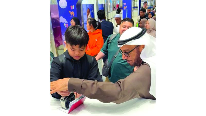 الامارات | «ختم جوازات الأطفال» تجربة استثنائية تعزز السعادة في مطارات دبي