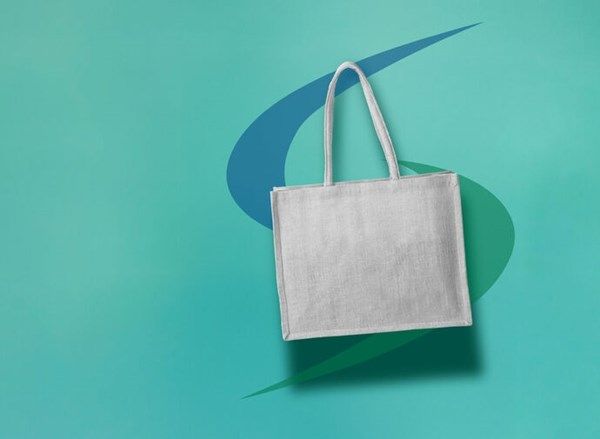 "البيئة – أبوظبي": انخفاض كبير في استهلاك الأكياس البلاستيكية بإمارة أبوظبي