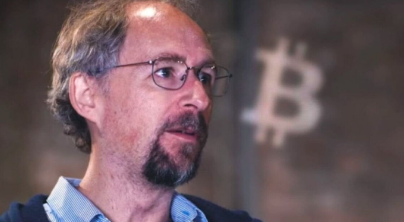 المحلل “آدم باك”: سهم ميكروستراتيجي (MSTR) مازال رخيص بشكل كبير