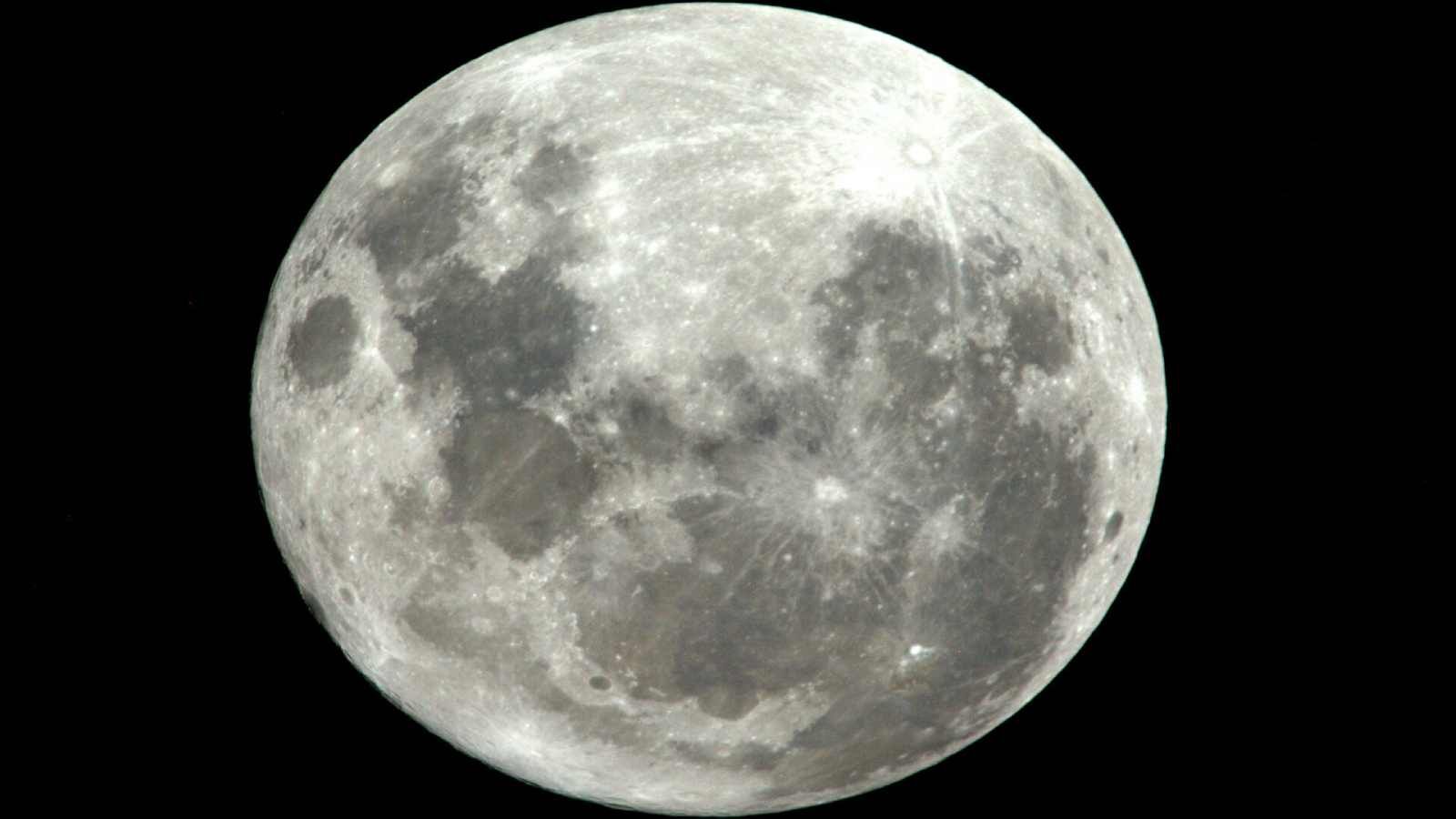 الامارات | اليابان تدرس إمكانية العيش على سطح القمر