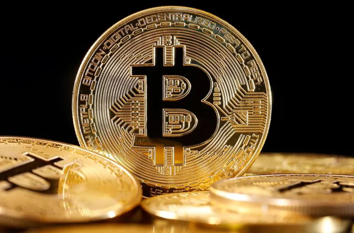 سعر البيتكوين عند مفترق طرق: هل سيستمر التصحيح هذا الأسبوع؟