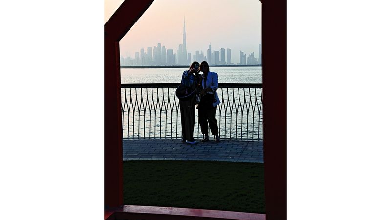 الامارات | أفق دبي يحفز العدسات دائماً