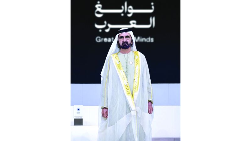 الامارات | محمد بن راشد يهنئ البروفيسور عمر ياغي لفوزه بـ "نوابغ العرب 2024"