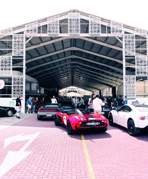 الامارات | «دبي للتسوق» يحتفي بعشاق السيارات.. الدهشة قادمة مع 2025