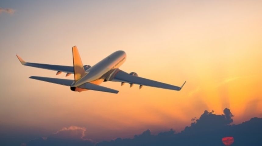 لهذا السبب.. هبوط اضطراري لطائرة متجهة من لندن إلى شرم الشيخ
