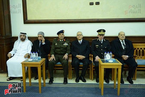 نقيب المحامين ومفتي الجمهورية الأسبق يقدمان العزاء فى والدة أمين مجلس النواب