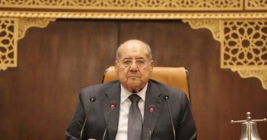 رئيس مجلس الشيوخ يقدم العزاء لأمين عام مجلس النواب فى وفاة والدته