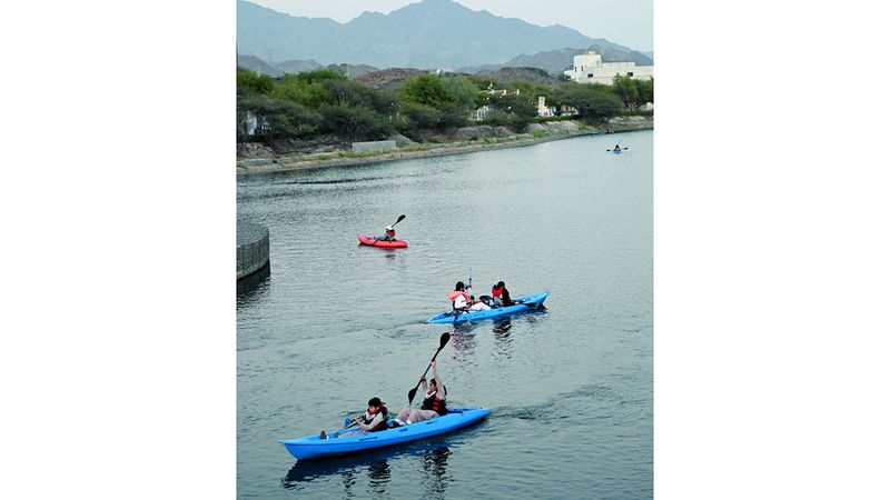 الامارات | رحلة سعيدة في «شتا حتا»