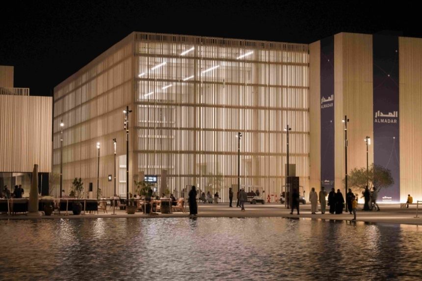 25 يناير.. 30 فناناً يشاركون في بينالي الفنون الإسلامية بجدة