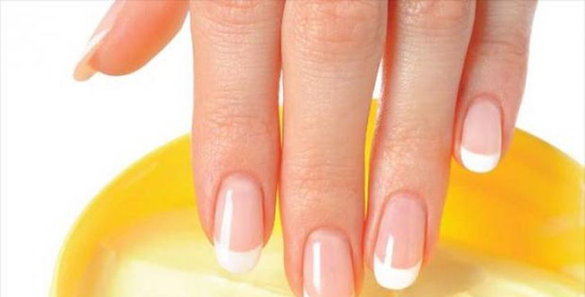 وصفة فعالة لتقوية وتطويل الأظافر.. تمتعي بمظهر جذاب وصحي