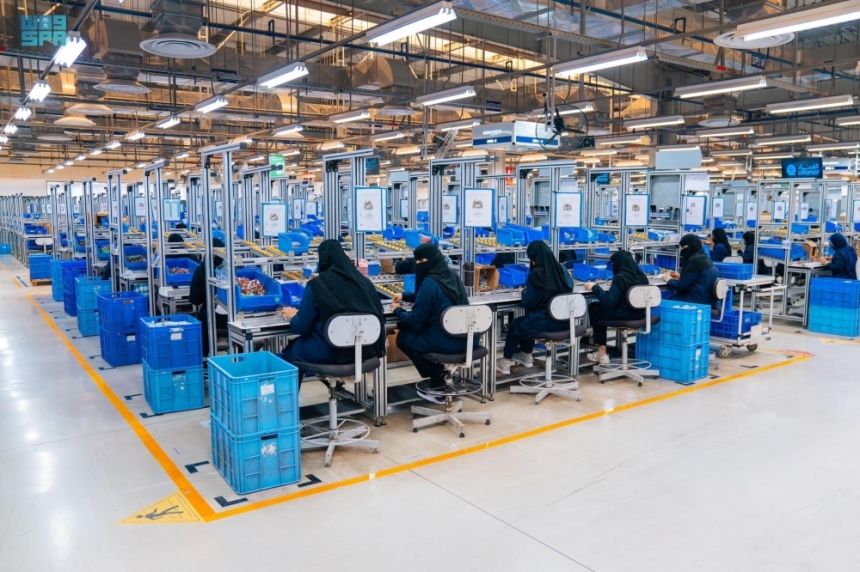 تفاصيل زيارة وزير الطاقة للمدينة الصناعية في الرياض