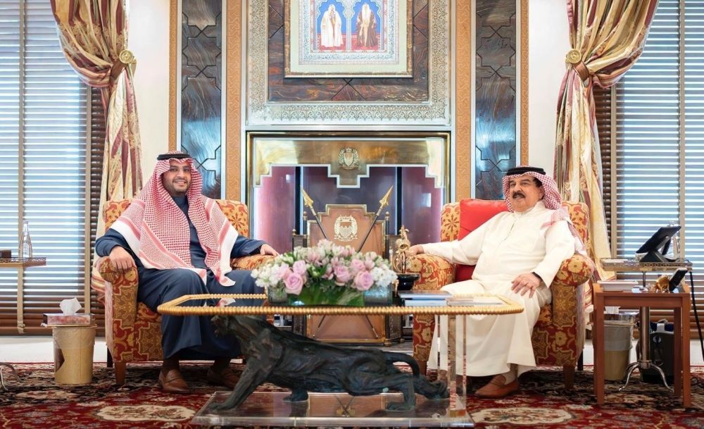 دعمًا للعلاقات الثنائية.. ملك البحرين يستقبل سمو الأمير تركي بن محمد بن فهد