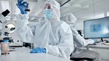 الخليج اليوم .. الإمارات تلزم مواطنيها بالاختبار الجيني ضمن فحوصات ما قبل الزواج