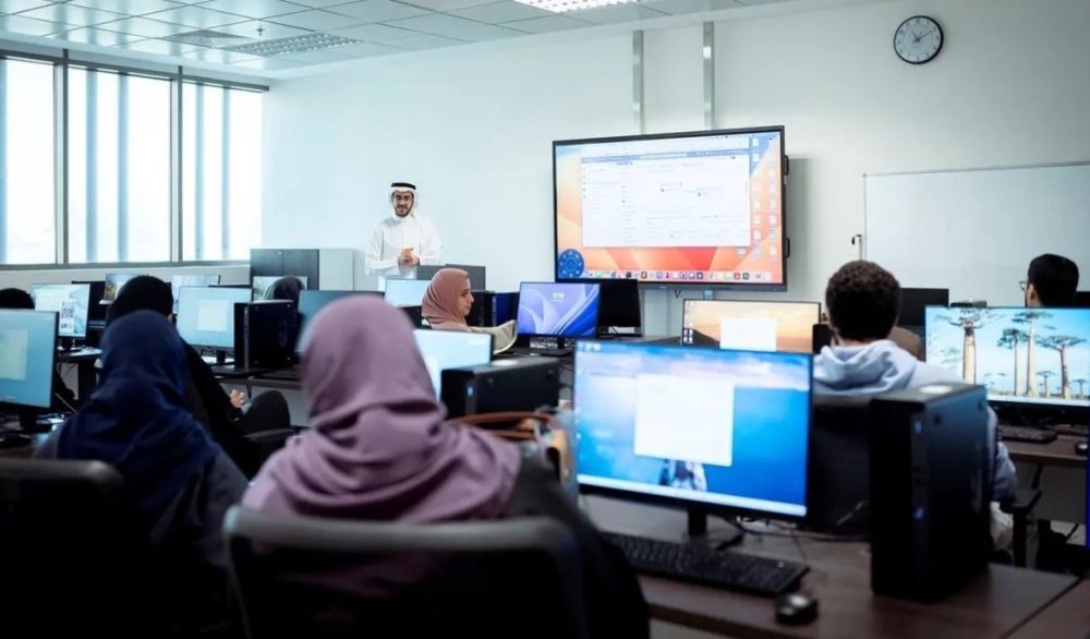 30 فريقًا من 15 جامعة سعودية يتأهلون إلى نهائي مسابقة "أذكى U"