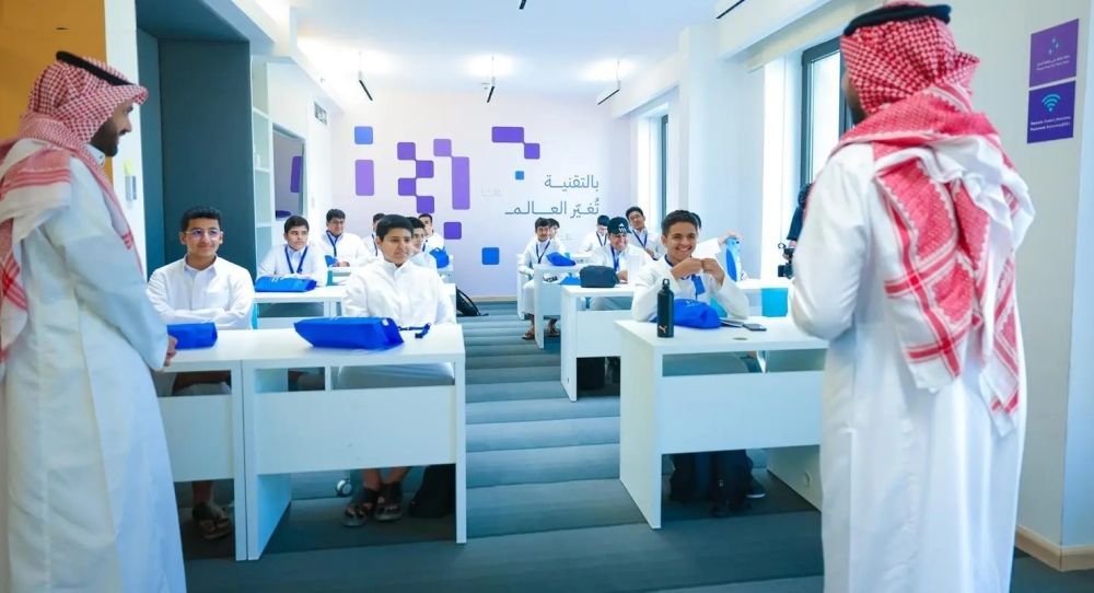 تدشين أول مدرسة ثانوية للموهوبين في التقنية بأكاديمية طويق