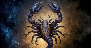 طالع الأبراج: رسائل عام 2025 لمواليد برج العقرب: عام التحول والنجاح