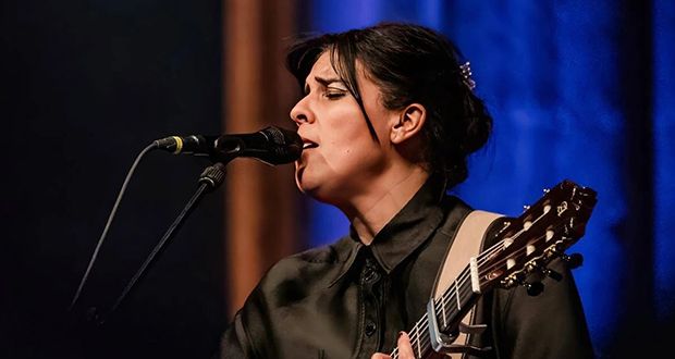 سعاد ماسي أول جزائرية عربية تغني على مسارح الفيلهارموني في ألمانيا