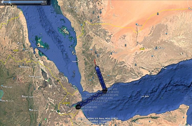 بالمعلومات والصور.. هبوط طائرات مجهولة في مطار صنعاء قادمتين من دولة أفريقية