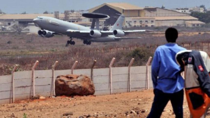 السنغال تعلن إغلاق جميع القواعد العسكرية الأجنبية