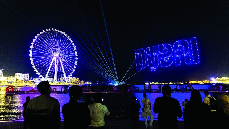 الامارات | دبي حافلة بالفرح..  من ليلة رأس السنة إلى آخر يناير