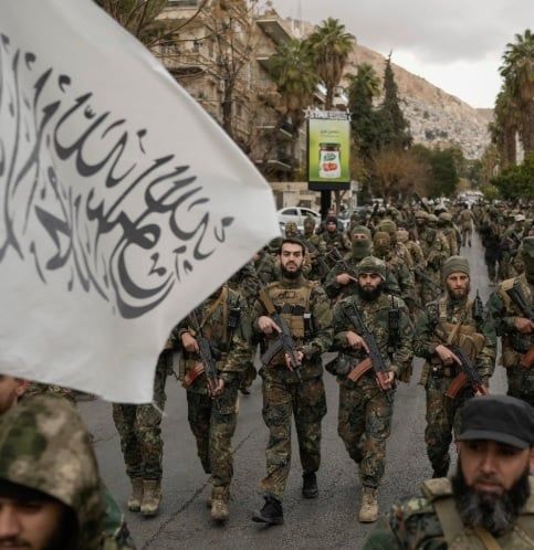 أول عرض عسكرى للفصائل المسلحة بقيادة أحمد الشرع فى سوريا.. فيديو وصور