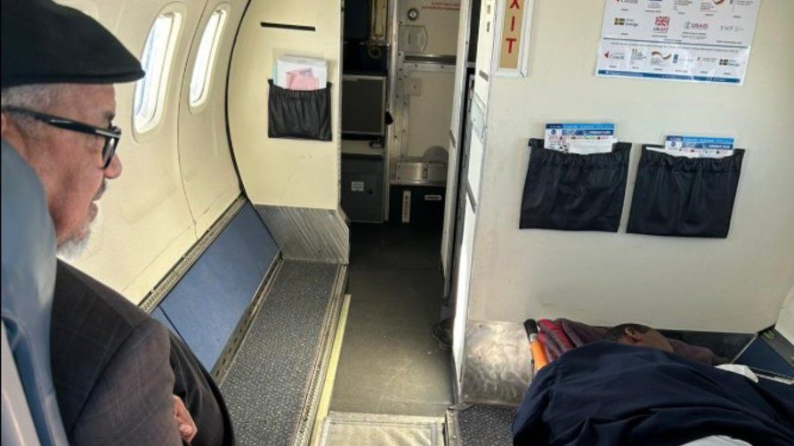 لم أعلم إن كنت سأظل على قيد الحياة.. مدير الصحة العالمية يصف لحظات الفزع بمطار صنعاءA