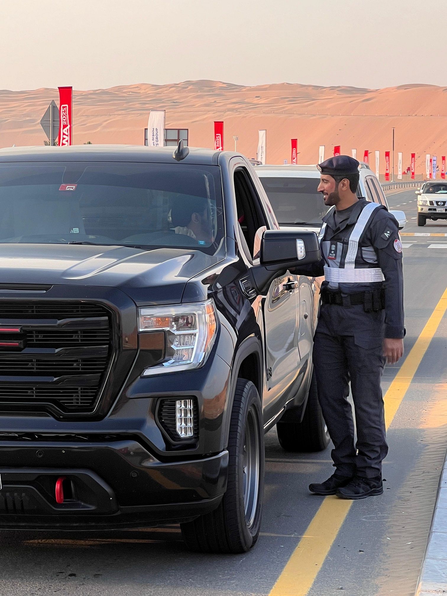 الامارات | شرطة أبوظبي تعزز الوعي المروري لزوار "تل مرعب 2025"