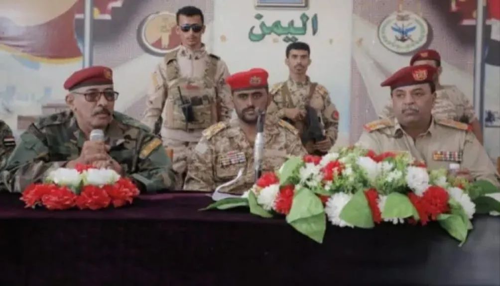 السلطة العسكرية في المهرة ترفض تجنيد خارج مؤسسات الدولة.. تفاصيل هامة