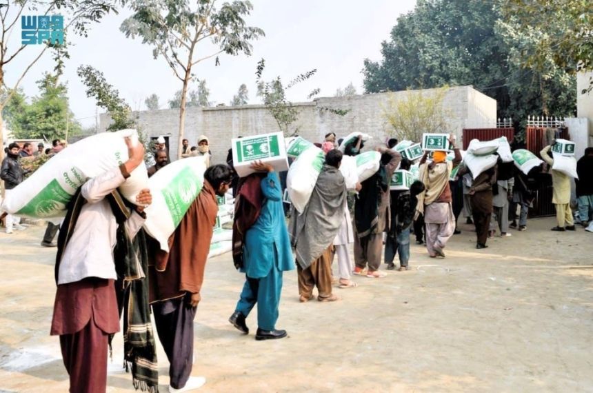 غذائية وطبية.. مساعدات جديدة من مركز الملك سلمان في 5 دول