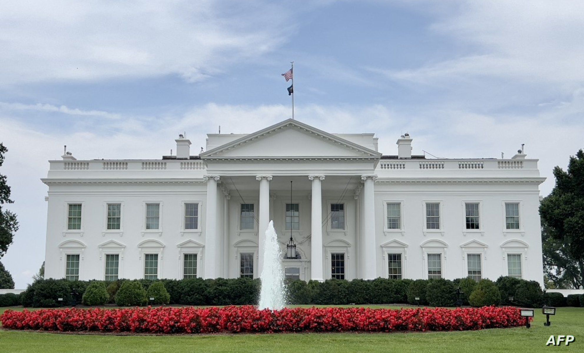 البيت الابيض يعلن تأييده على ضرب صنعاء ويدعوا الى هذا الامر